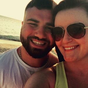 Meet your Posher, Max